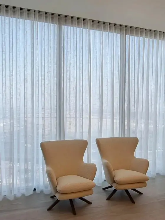 Silver Tower - curtains and blinds installation in Business Bay