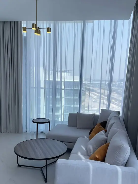 Bellevue Tower 2 - curtains and blinds installation in Downtown Dubai