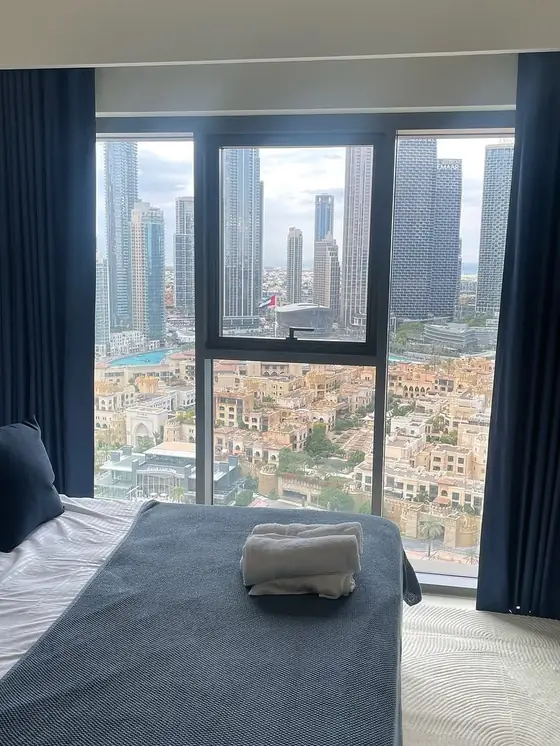 Burj Royale - curtains and blinds installation in Downtown Dubai