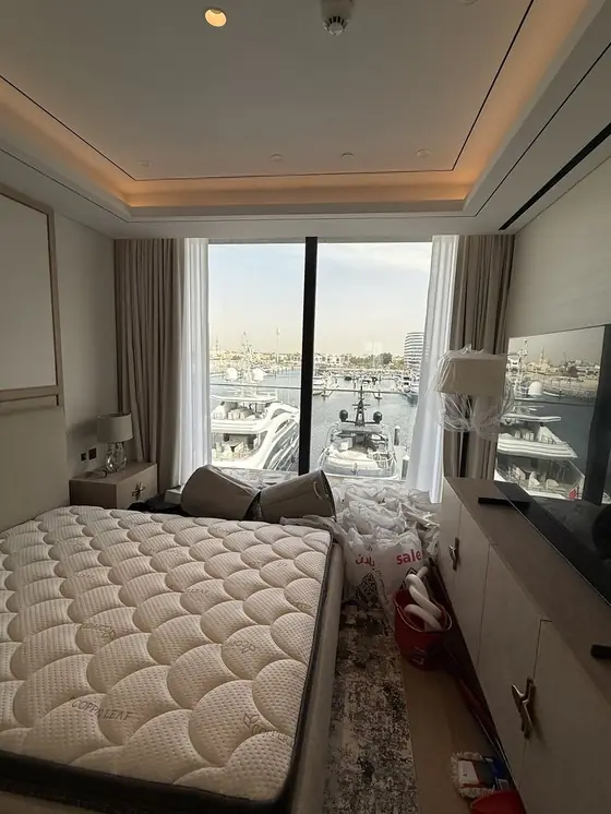 Marsa Al Arab - curtains and blinds installation in Jumeirah