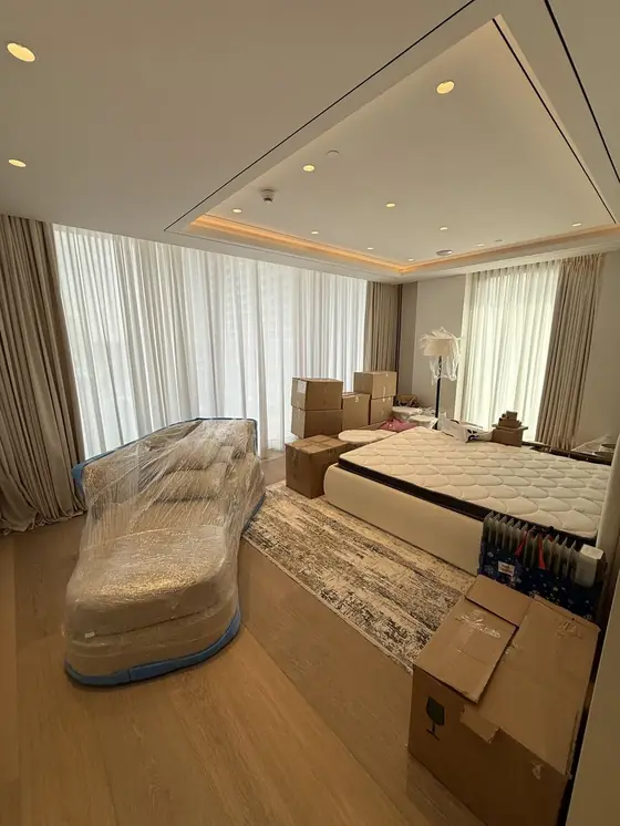 Marsa Al Arab - curtains and blinds installation in Jumeirah