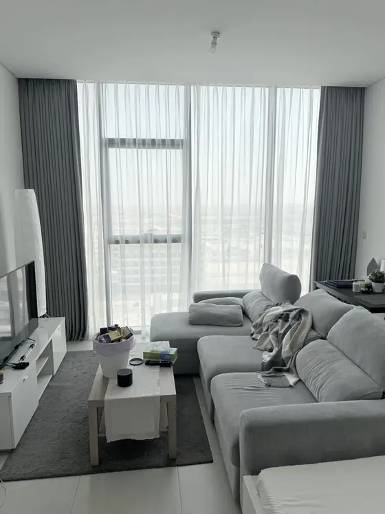 Alcove JVC - curtains and blinds installation in JVC
